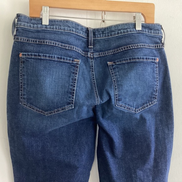Second Yoga Medium Wash Straight Leg 5 pocket jeans 32/28 - Picture 5 of 11